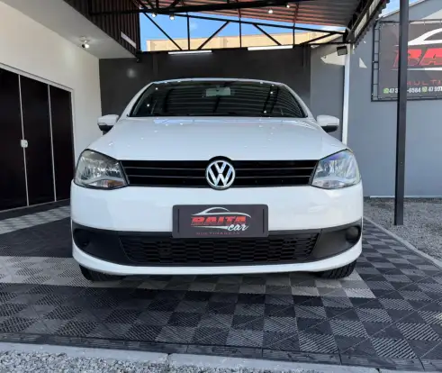 VOLKSWAGEN-FOX-1.0 MI 8V FLEX 4P MANUAL VOLKSWAGEN-FOX-2013