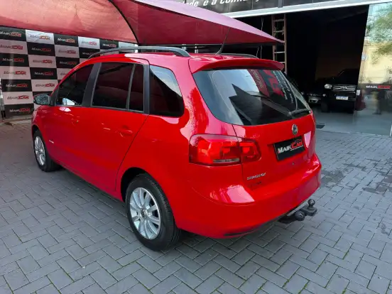 VOLKSWAGEN-FOX-2011