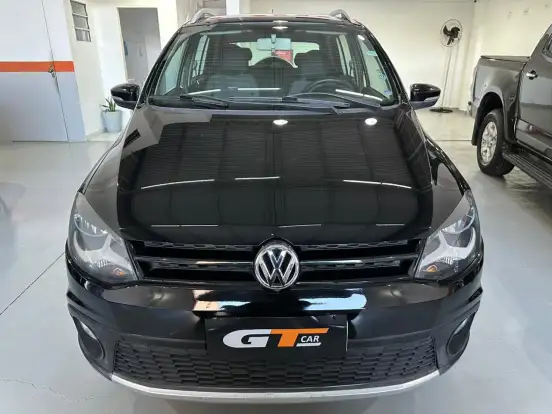 VOLKSWAGEN-FOX-2010