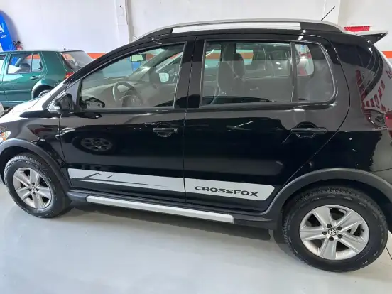 VOLKSWAGEN-FOX-2010