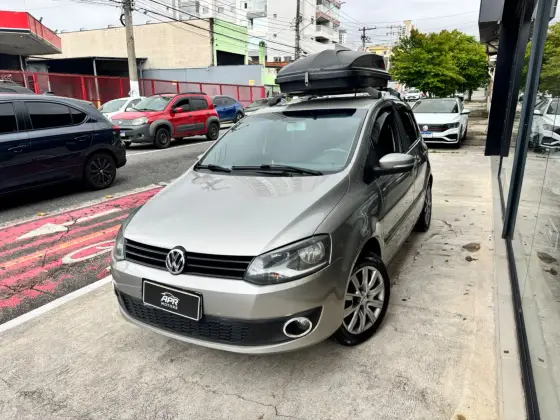VOLKSWAGEN FOX 1.6 MI 8V FLEX 4P MANUAL