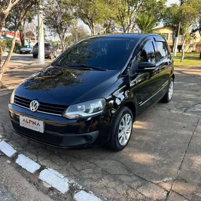 VOLKSWAGEN-FOX-2012