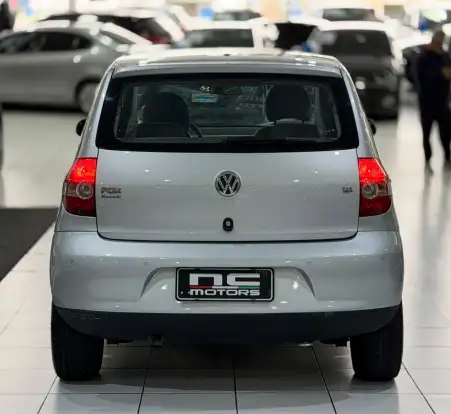 VOLKSWAGEN-FOX-2009