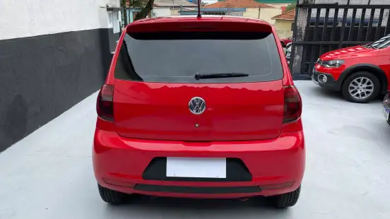 VOLKSWAGEN-FOX-2013