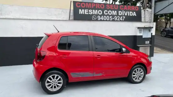 VOLKSWAGEN-FOX-2013