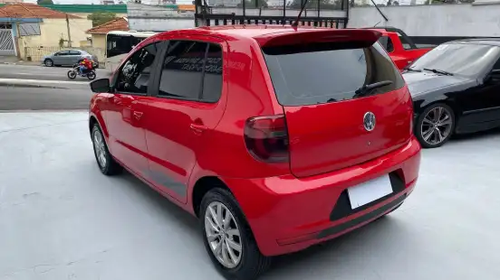VOLKSWAGEN-FOX-1.6 MI ROCK IN RIO 8V FLEX 4P MANUAL VOLKSWAGEN-FOX-2013