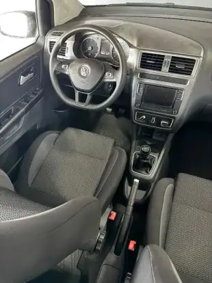 VOLKSWAGEN-FOX-1.6 MSI TOTAL FLEX CONNECT 4P MANUAL VOLKSWAGEN-FOX-2019