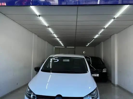 VOLKSWAGEN-FOX-1.6 MSI TRENDLINE 8V FLEX 4P MANUAL VOLKSWAGEN-FOX-2015
