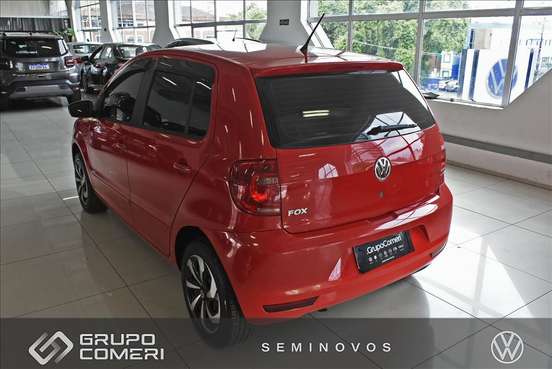 VOLKSWAGEN-FOX-2013