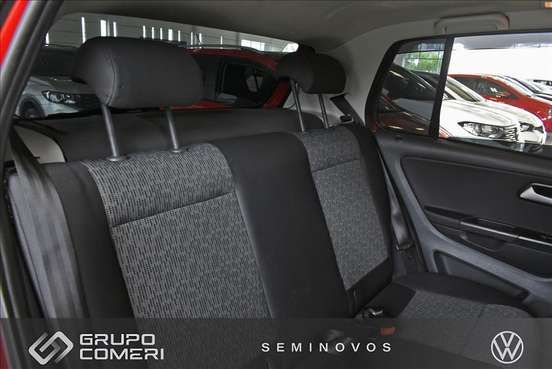 VOLKSWAGEN-FOX-2013