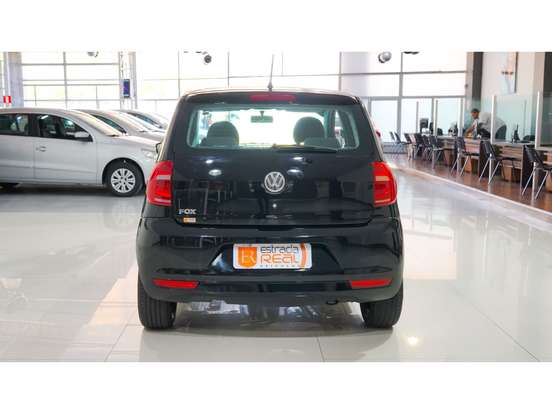 VOLKSWAGEN-FOX-2010