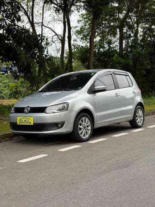VOLKSWAGEN-FOX-2013
