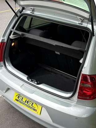 VOLKSWAGEN-FOX-2013