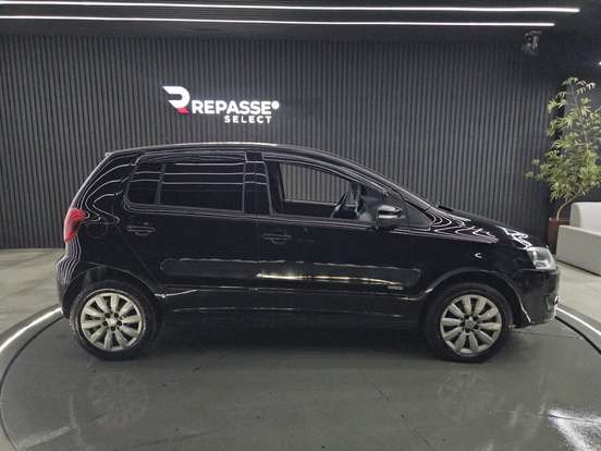 VOLKSWAGEN-FOX-2011