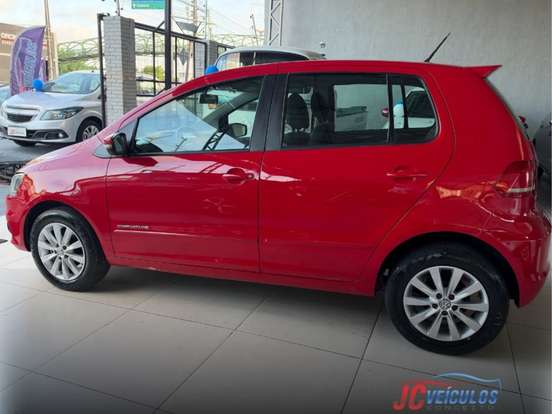 VOLKSWAGEN-FOX-1.0 MI COMFORTLINE 8V FLEX 4P MANUAL VOLKSWAGEN-FOX-2015