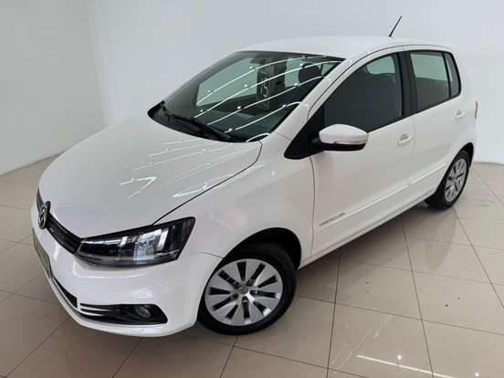 VOLKSWAGEN-FOX-1.0 MI COMFORTLINE 8V FLEX 4P MANUAL VOLKSWAGEN-FOX-2014