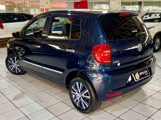 VOLKSWAGEN-FOX-1.6 MI 8V FLEX 4P MANUAL VOLKSWAGEN-FOX-2011