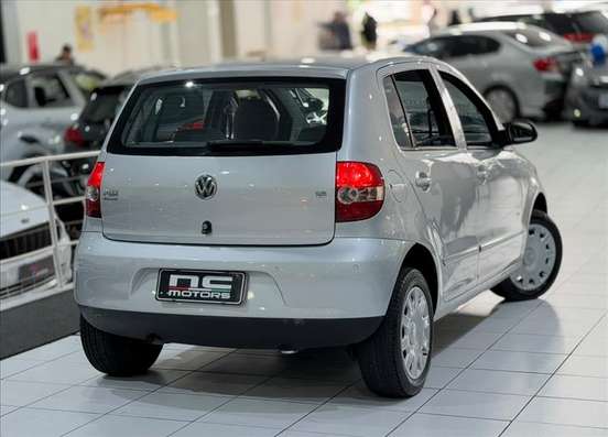 VOLKSWAGEN-FOX-2009