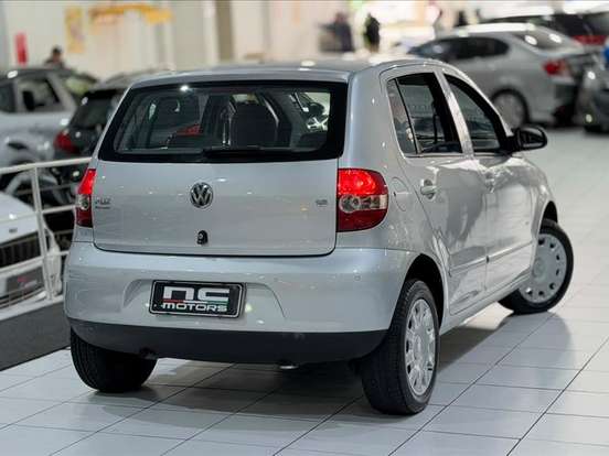 VOLKSWAGEN-FOX-1.6 MI PLUS 8V FLEX 4P MANUAL VOLKSWAGEN-FOX-2009