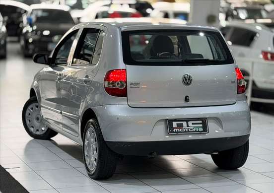 VOLKSWAGEN-FOX-1.6 MI PLUS 8V FLEX 4P MANUAL VOLKSWAGEN-FOX-2009
