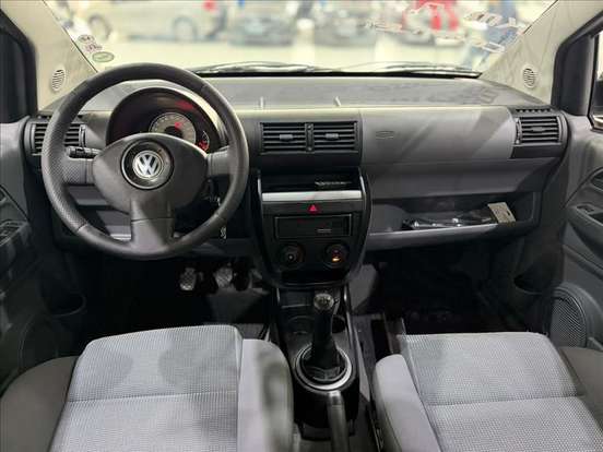 VOLKSWAGEN-FOX-2009