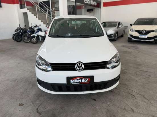 VOLKSWAGEN-FOX-2013