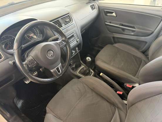 VOLKSWAGEN-FOX-1.6 MI PRIME 8V FLEX 4P MANUAL VOLKSWAGEN-FOX-2013