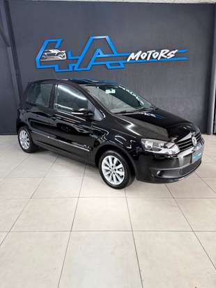 VOLKSWAGEN-FOX-2010
