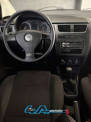 VOLKSWAGEN-FOX-2010