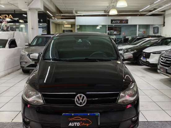 VOLKSWAGEN-FOX-2013