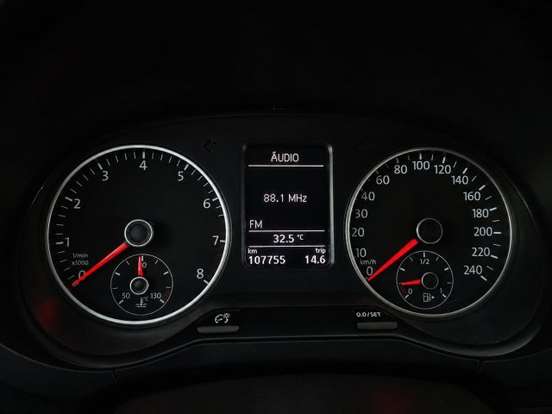 VOLKSWAGEN-FOX-2013