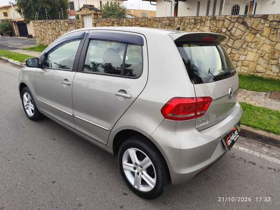 VOLKSWAGEN-FOX-1.6 MSI COMFORTLINE 8V FLEX 4P MANUAL VOLKSWAGEN-FOX-2014