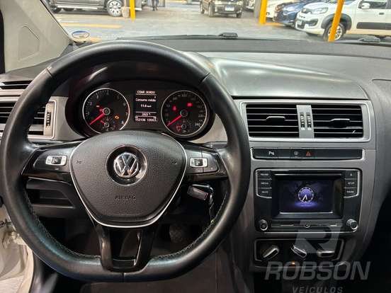 VOLKSWAGEN-FOX-1.6 MSI COMFORTLINE 8V FLEX 4P MANUAL VOLKSWAGEN-FOX-2017