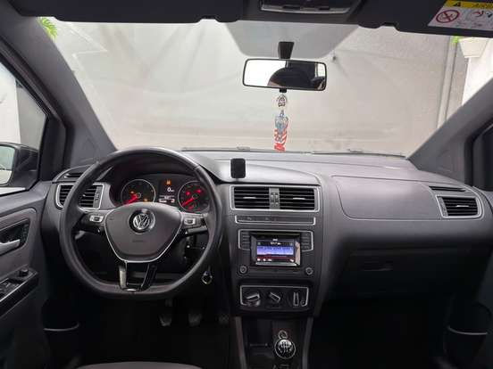 VOLKSWAGEN-FOX-1.6 MSI RUN 8V FLEX 4P MANUAL VOLKSWAGEN-FOX-2016