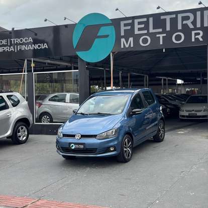 VOLKSWAGEN-FOX-2016