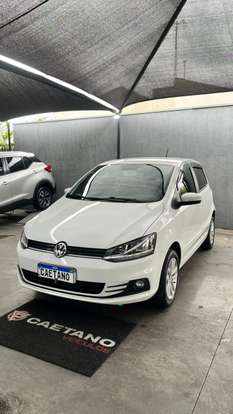 VOLKSWAGEN-FOX-2019