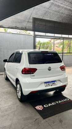 VOLKSWAGEN-FOX-2019