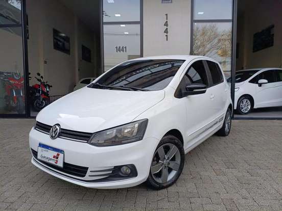 VOLKSWAGEN-FOX-2019