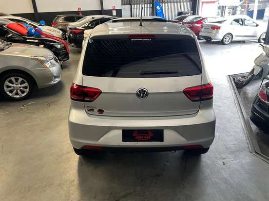 VOLKSWAGEN-FOX-2018