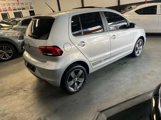 VOLKSWAGEN-FOX-1.6 MSI TOTAL FLEX CONNECT 4P MANUAL VOLKSWAGEN-FOX-2018