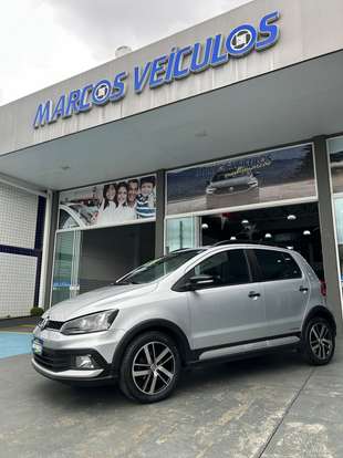 VOLKSWAGEN-FOX-2019