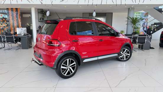 VOLKSWAGEN-FOX-2018