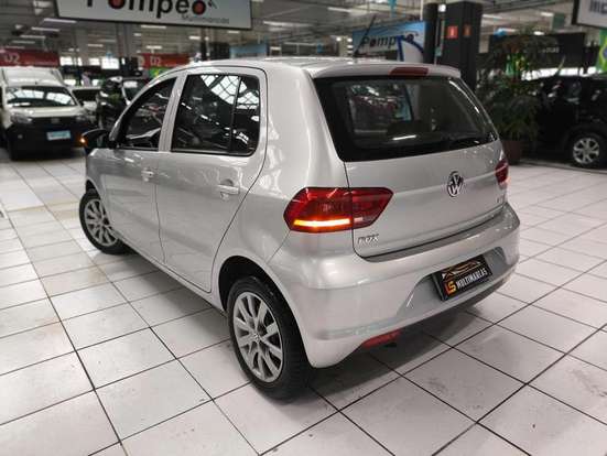 VOLKSWAGEN-FOX-1.6 MSI TRENDLINE 8V FLEX 4P MANUAL VOLKSWAGEN-FOX-2015