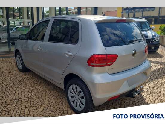VOLKSWAGEN-FOX-2016