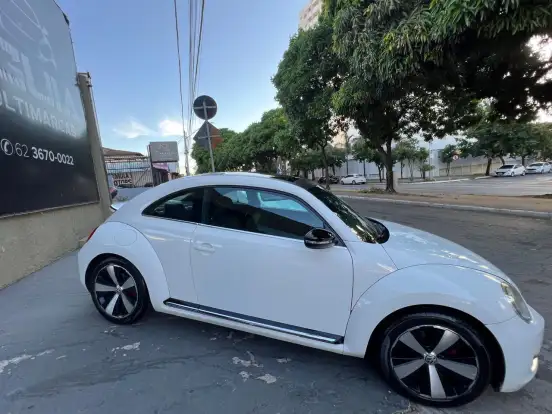 VOLKSWAGEN-FUSCA-2012