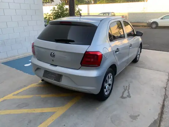 VOLKSWAGEN-GOL-2022