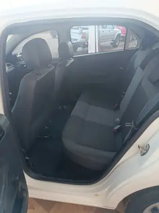 VOLKSWAGEN-GOL-2022
