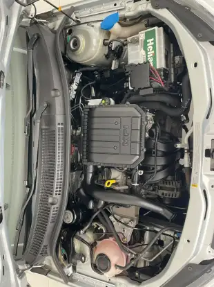 VOLKSWAGEN-GOL-2020