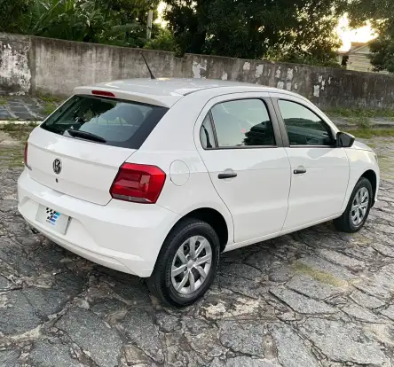 VOLKSWAGEN-GOL-2022