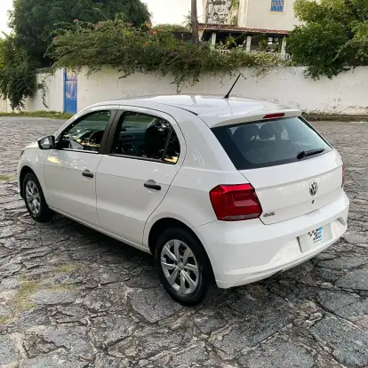 VOLKSWAGEN-GOL-1.0 12V MPI TOTALFLEX 4P MANUAL VOLKSWAGEN-GOL-2022